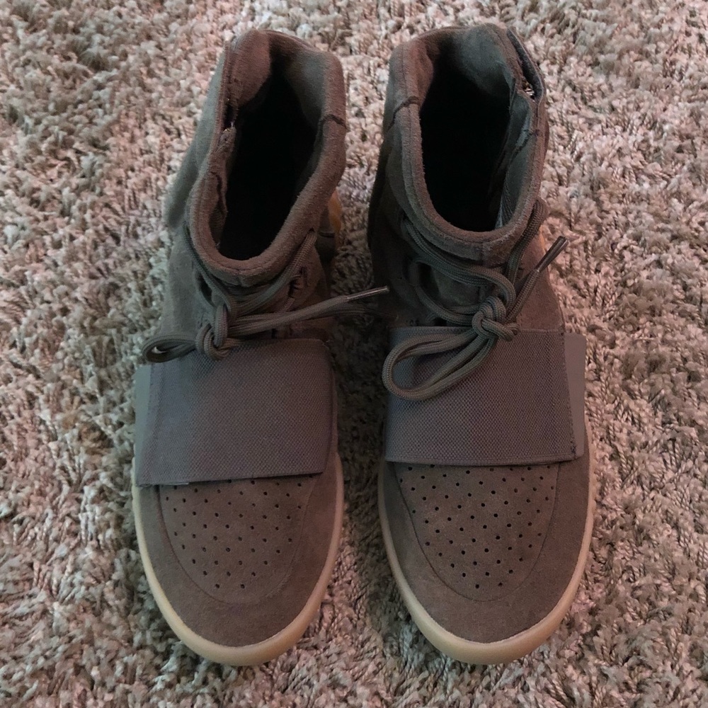 Yeezy Adidas 750 boost Chocolate